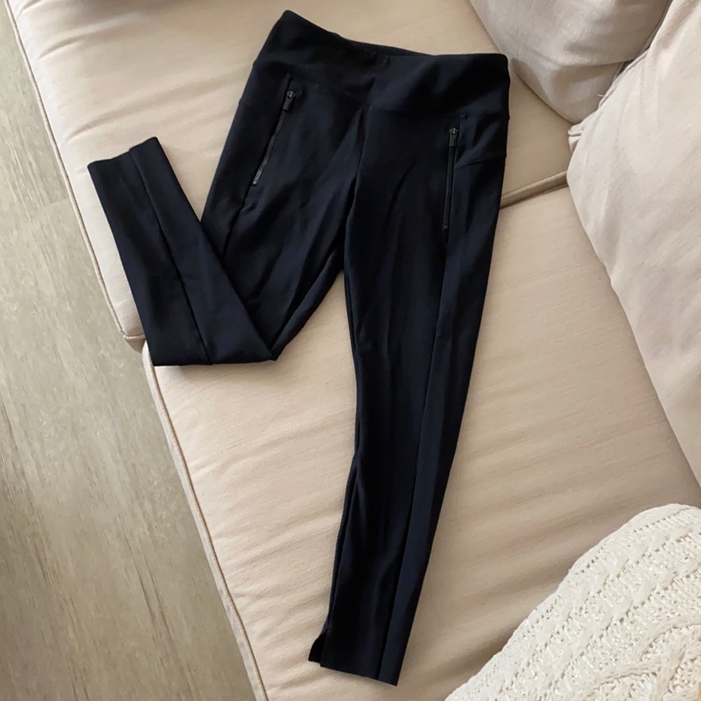 Athleta Leggings With Zipper Pockets NWOT size S